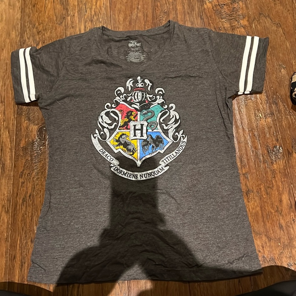 Wizarding World Authentic Tshirt From Universal S… - image 1